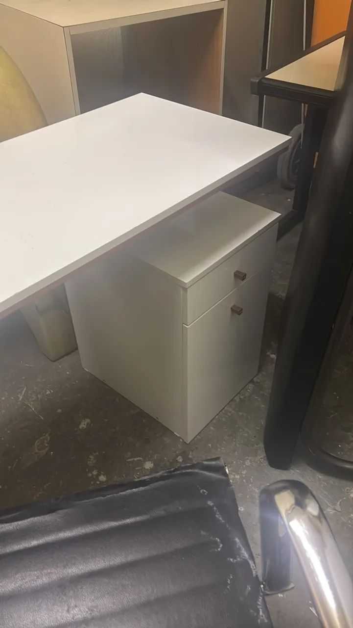 Mesa escritório com cadeira - Foto 5