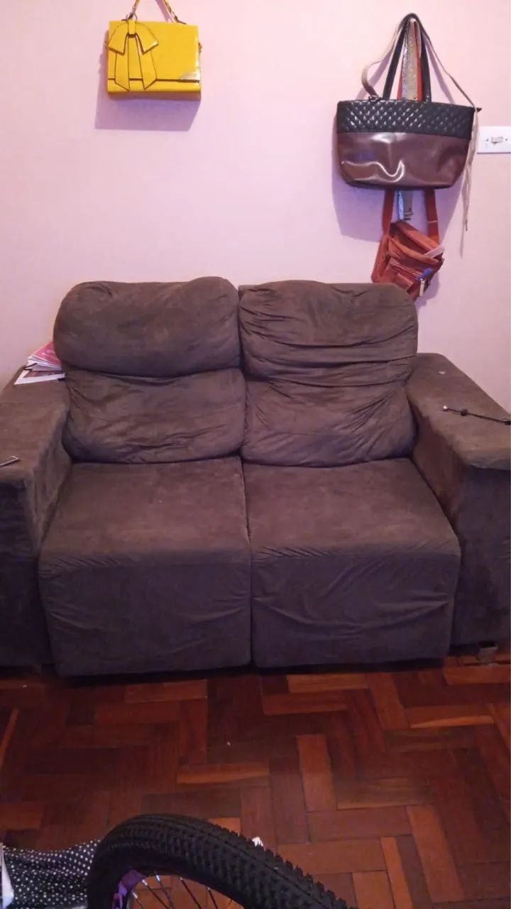 Sofá pequeno 2 lugares 