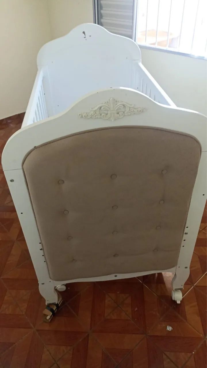 Berço infantil usado