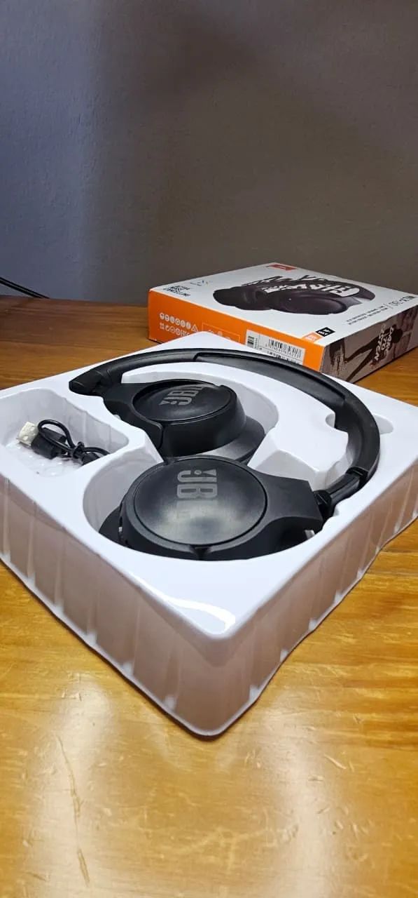 Fone JBL Bluetooth com Cancelamento de Ruído - Foto 4