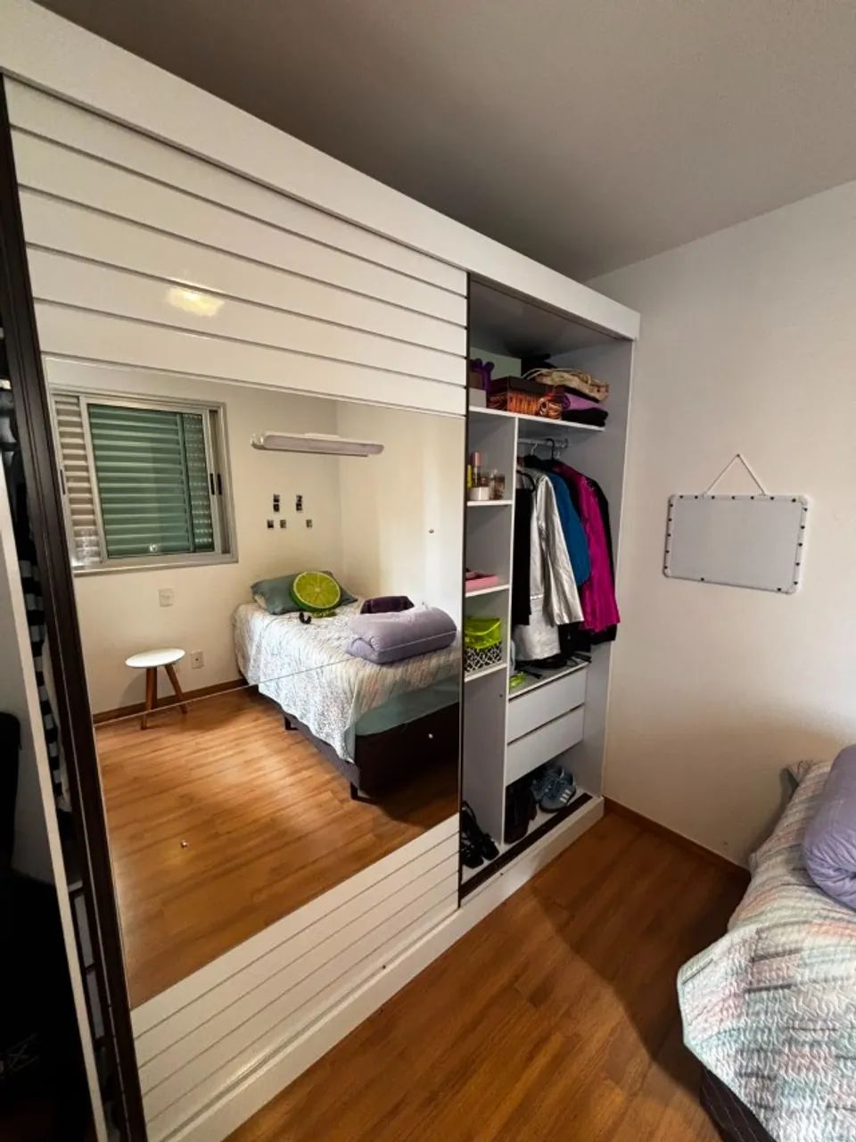 Guarda Roupa Grande com Espelho - Foto 4