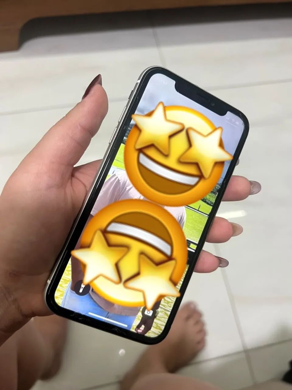 Celular XR - bateria 77% de saúde 