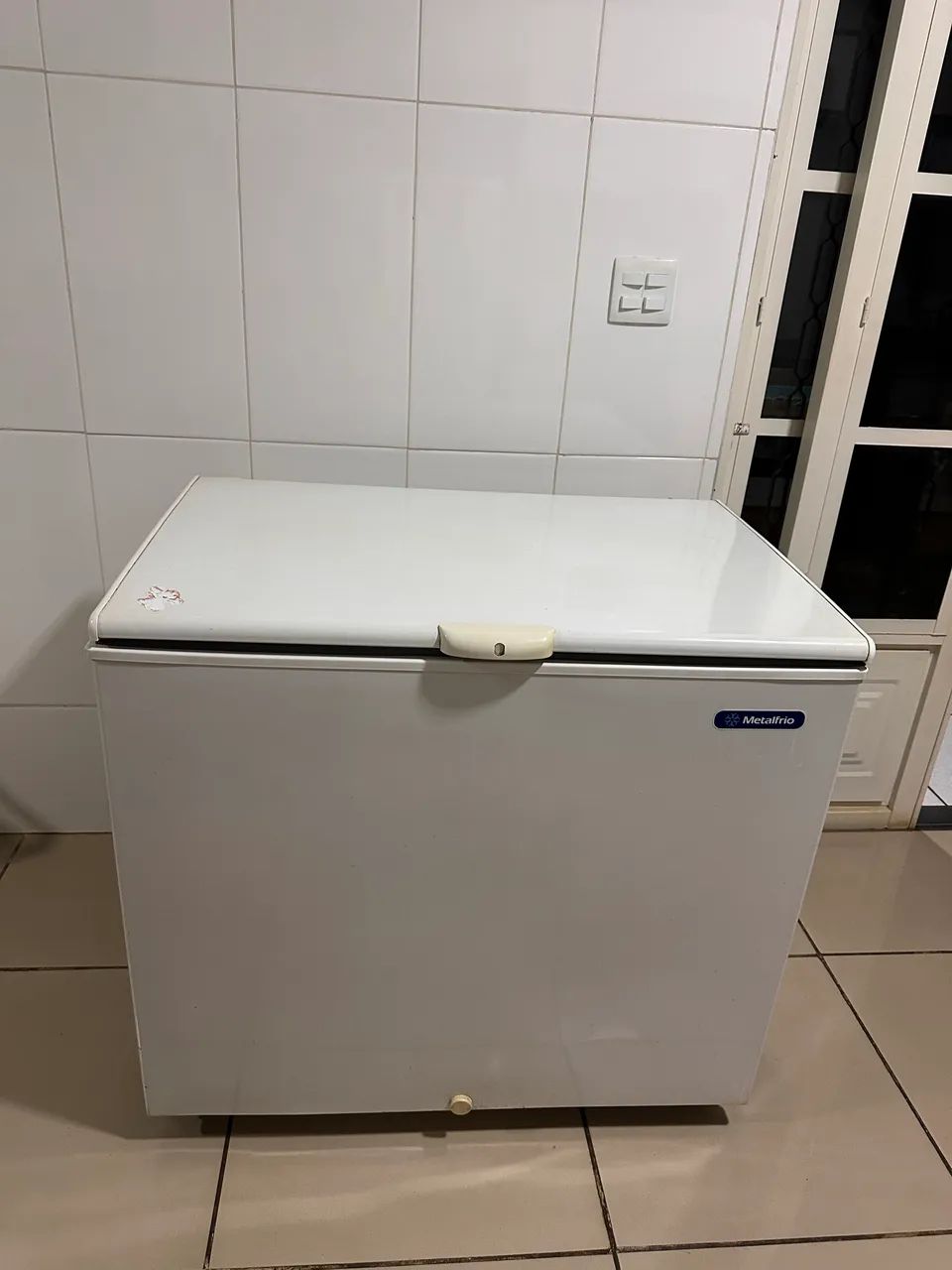 Freezer horizontal 1 porta 293 litros  - Foto 3