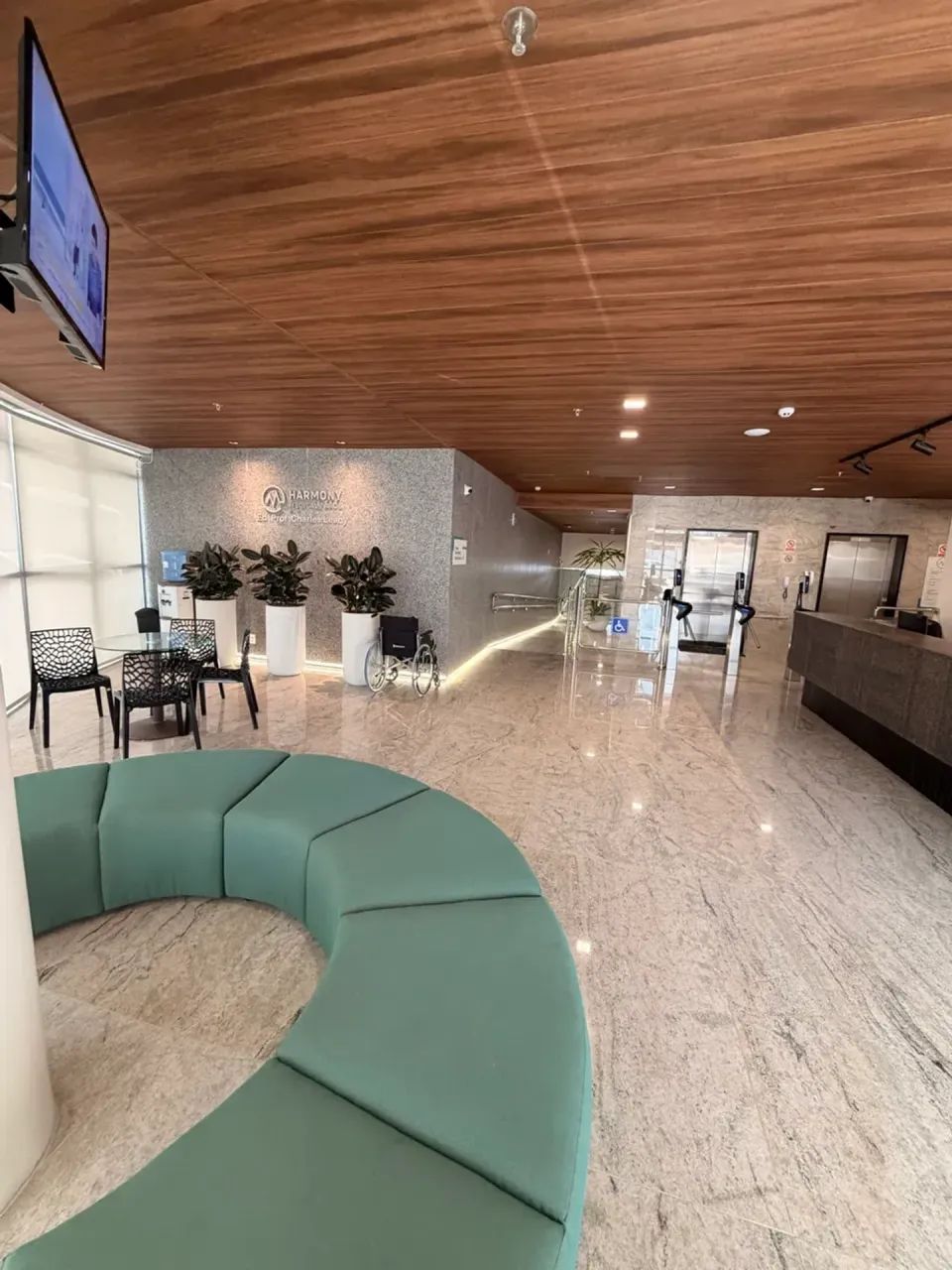 Sala comercial para aluguel no Harmony Medical Farol - Foto 4