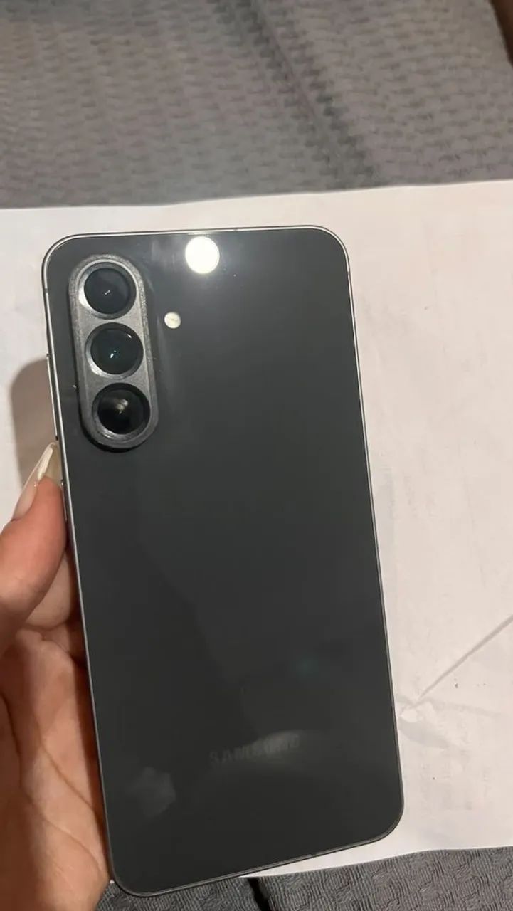 Samsung Galaxy A56 256gb 5G Cinza Top. - Foto 2