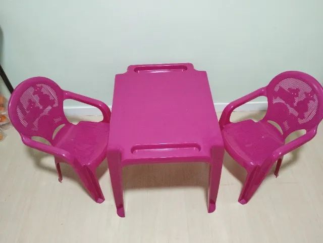 Mesa e cadeiras Infantil Rosa Tramontina