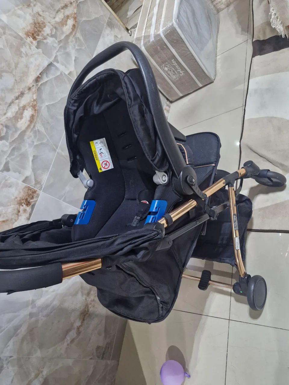 Kit carrinho com bebê conforto  - Foto 5
