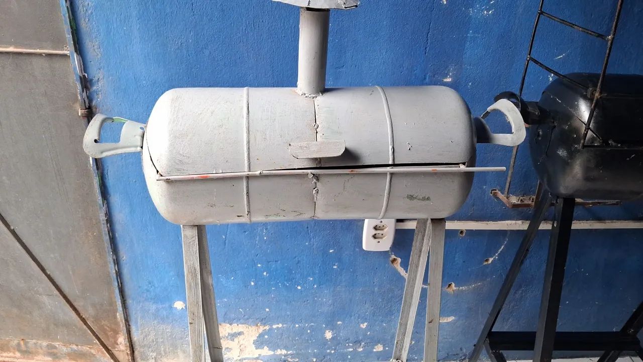 Vendo churrasqueira topp - Foto 3