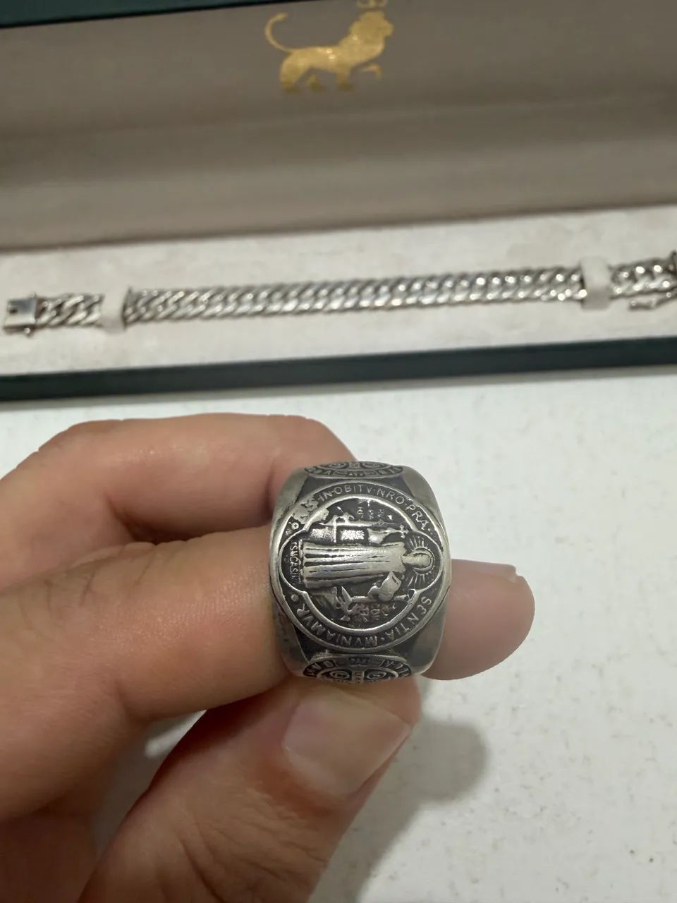 Pulseira prata e dois anéis prata , alto acabamento  - Foto 2