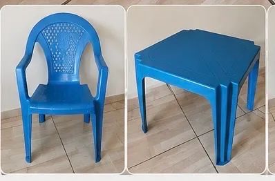 Mesa e cadeira plásticas - Ótimo estado - R$ 80,00 - Foto 2