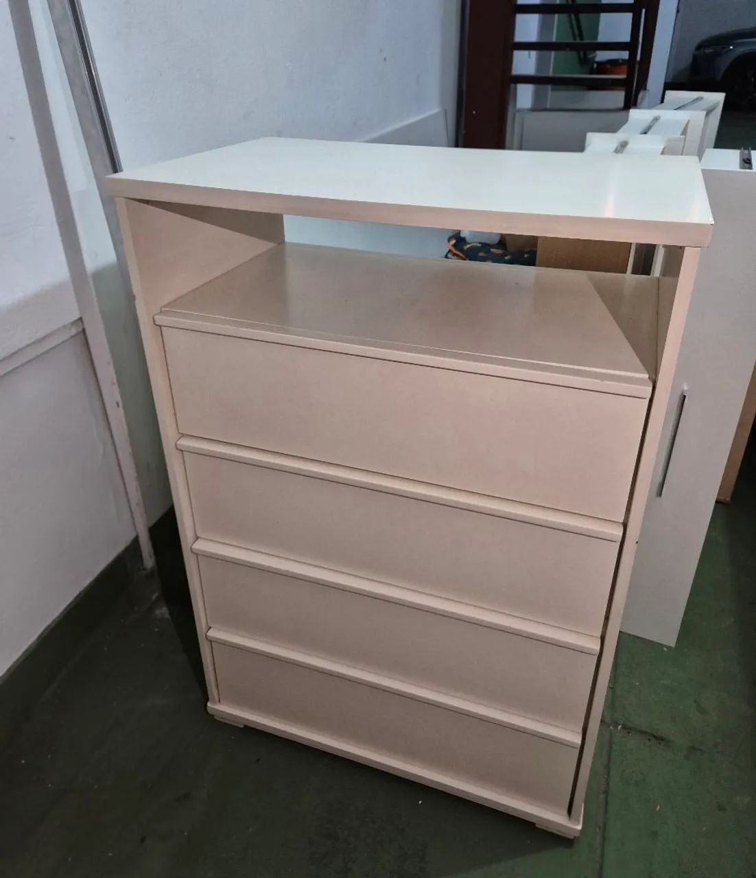 Cômoda com mesa de cabeceira mdf branco - Foto 2