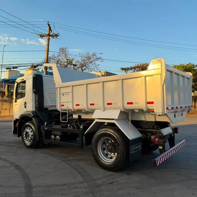 Caminhão Caçamba Toco 6m³ 2022 Extra!! - Foto 4