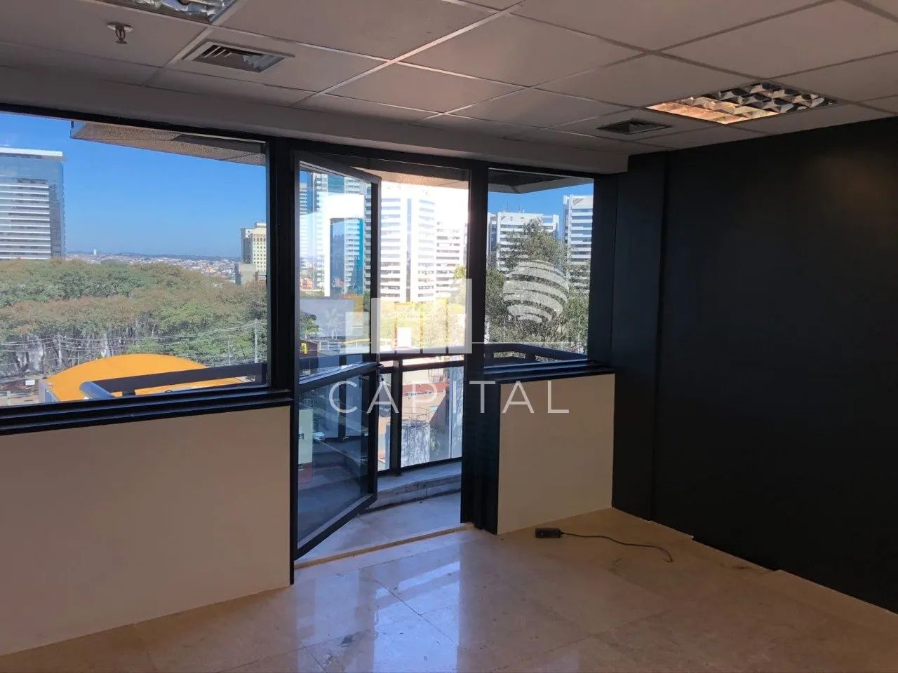Alugo Sala Comercial No Centro de Alphaville Barueri - Foto 5