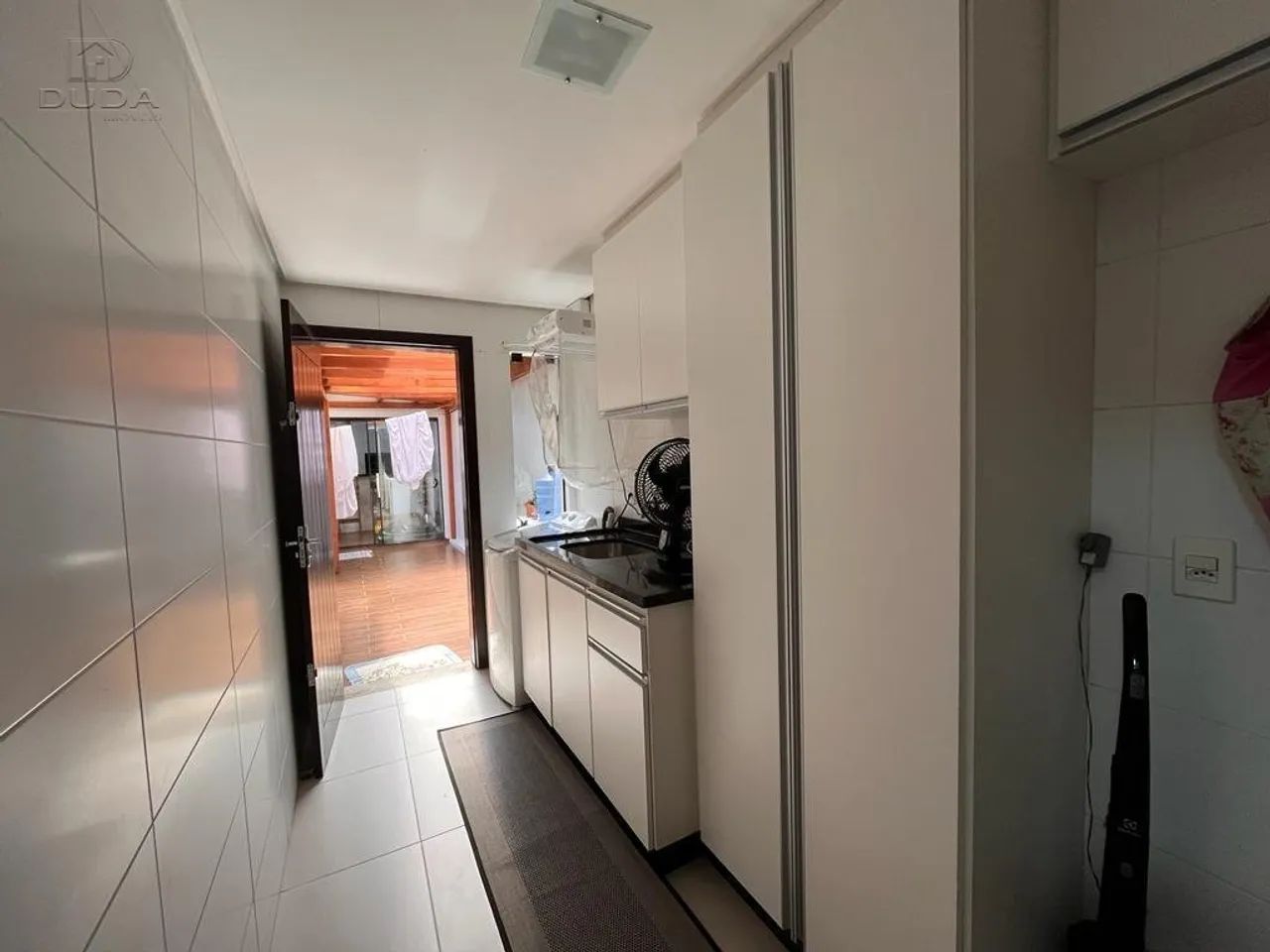Imponente Casa à Venda no Centro de Içara - Foto 2