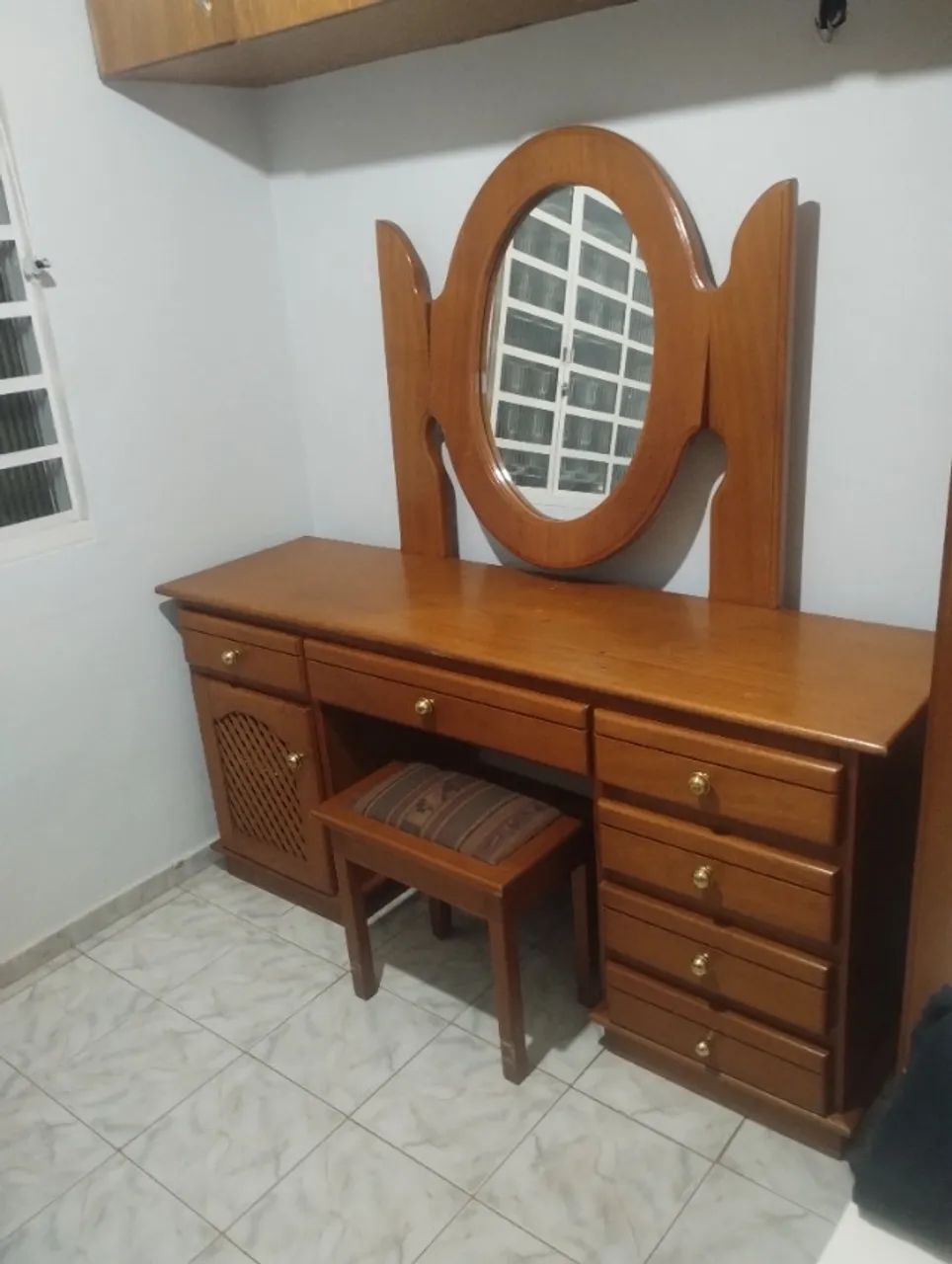 Penteadeira com banqueta 