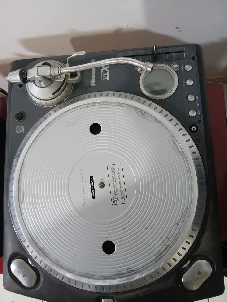 Toca disco numark ttx defeito 