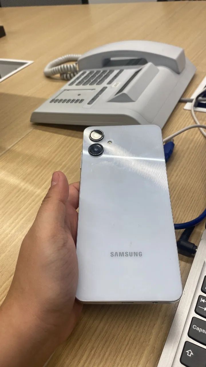 Celular galaxy A06