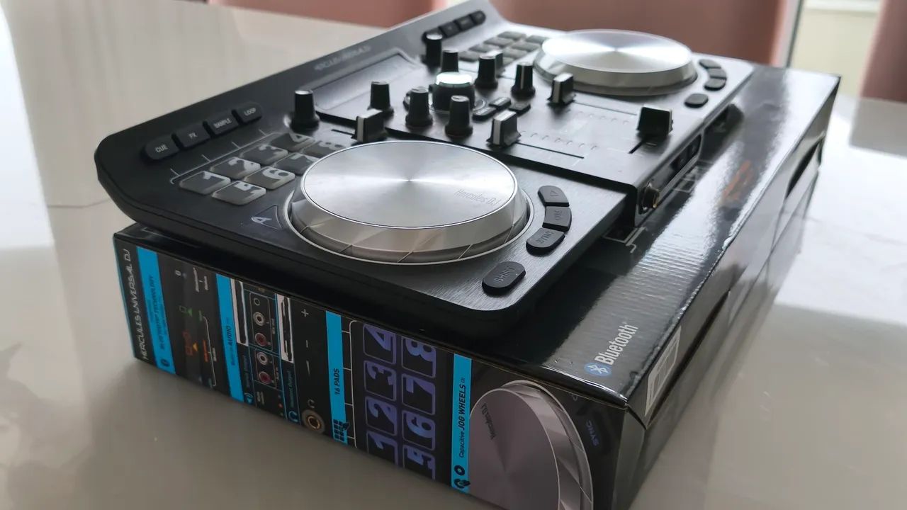 Controladora de DJ Profissional - Perfeita para Hobby ou DJ iniciante  - Foto 4
