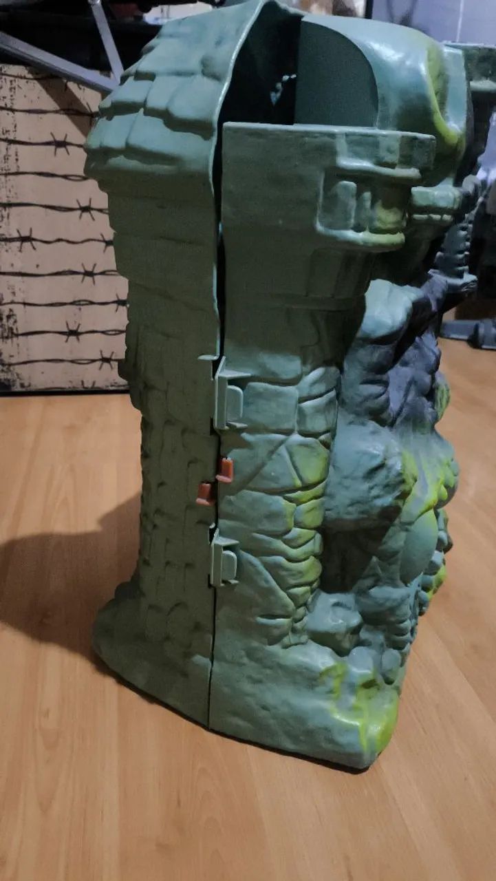 Castelo de Grayskull original com todos acessórios + boneco original - Foto 2