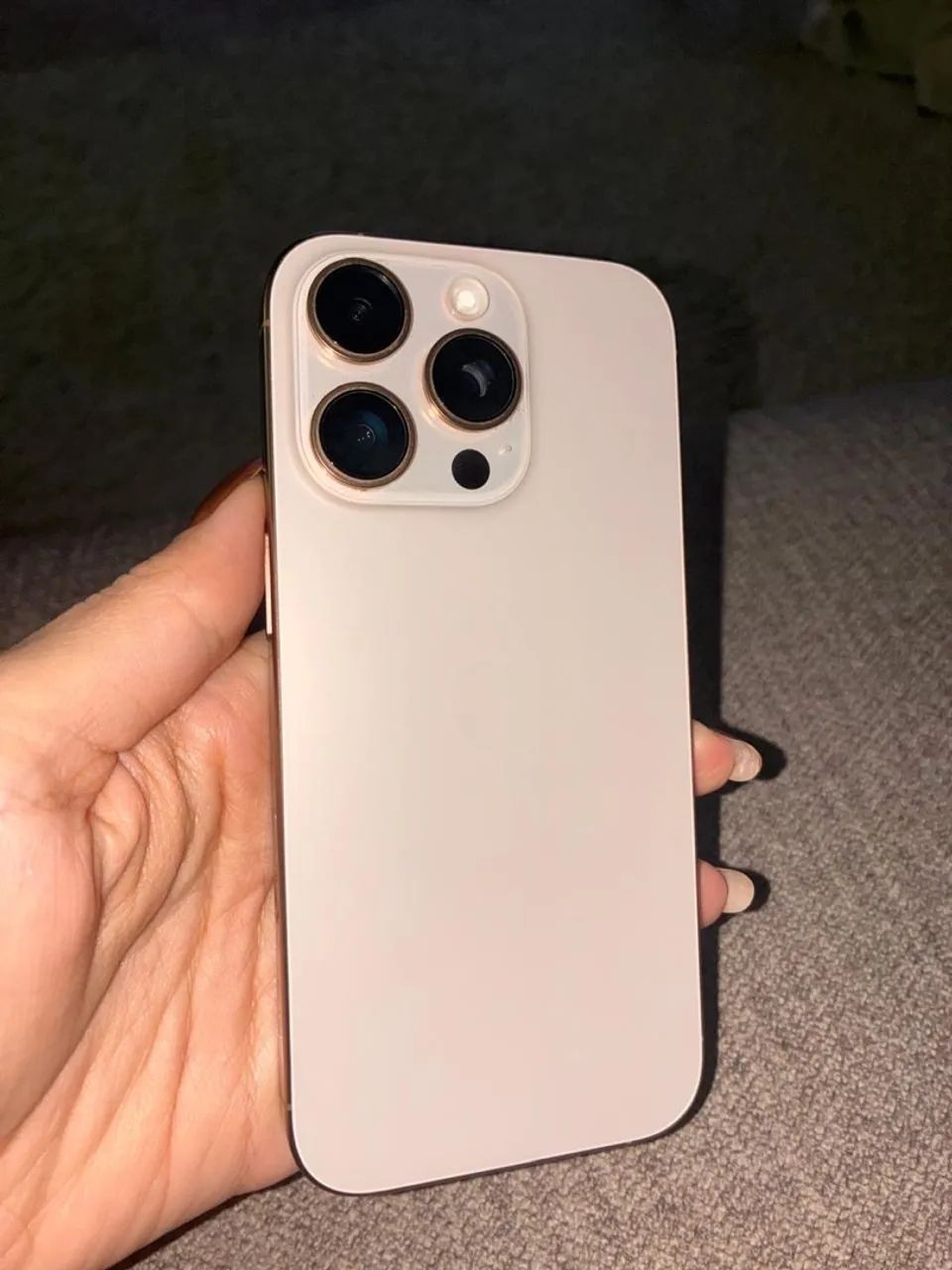 iPhone 16 pro - Foto 3