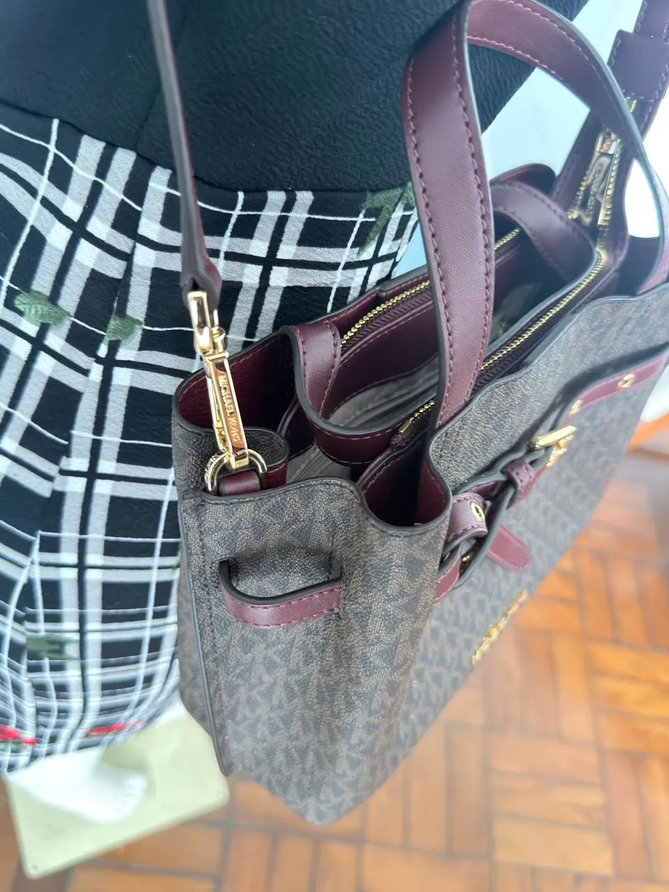 Bolsa michael kors Emília   - Foto 3