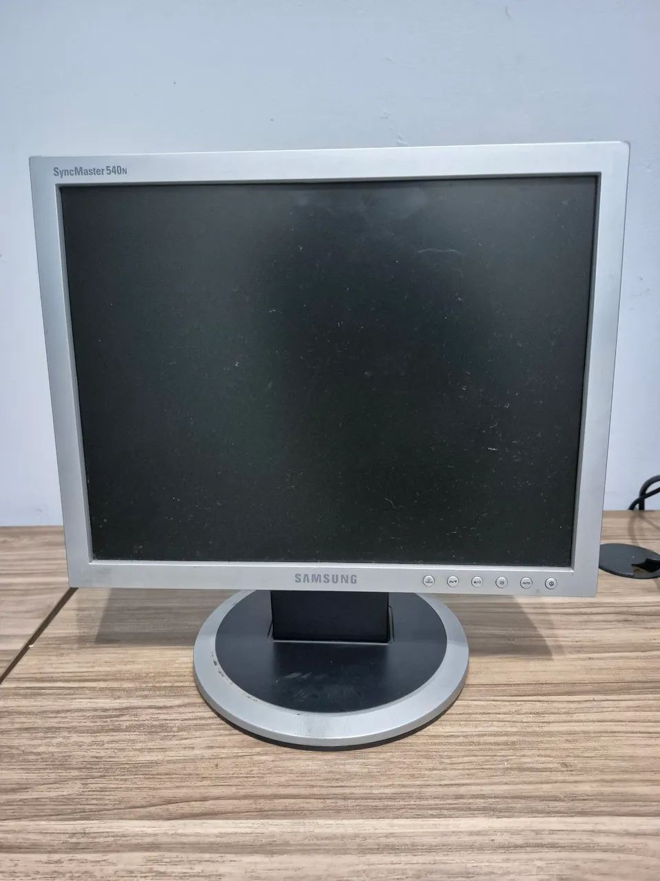 Monitor Samsung Syncmaster 540N 15"