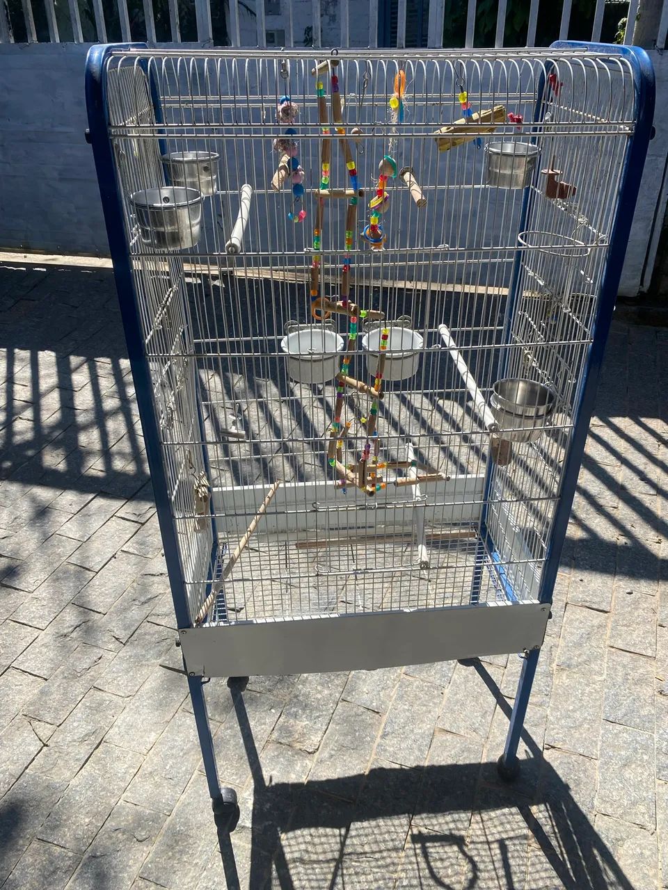 GAIOLA VIVEIRO COM RODINHA  - Foto 2