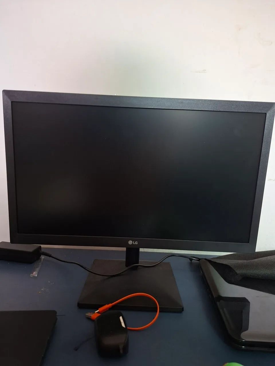 MONITOR LG 20 POLEGADAS