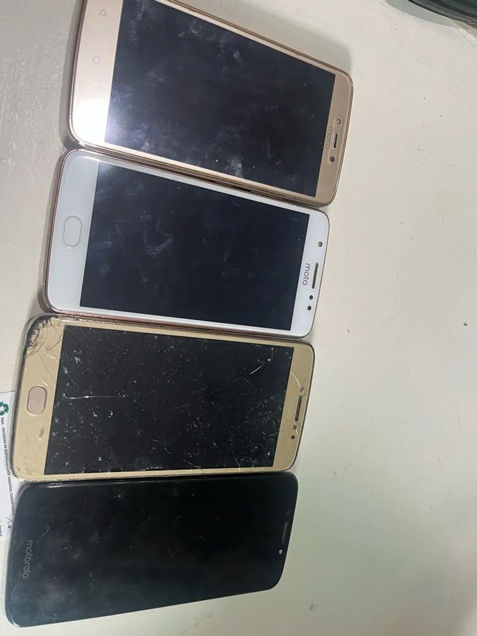 Quatro celulares para retirada de peças  - Foto 3