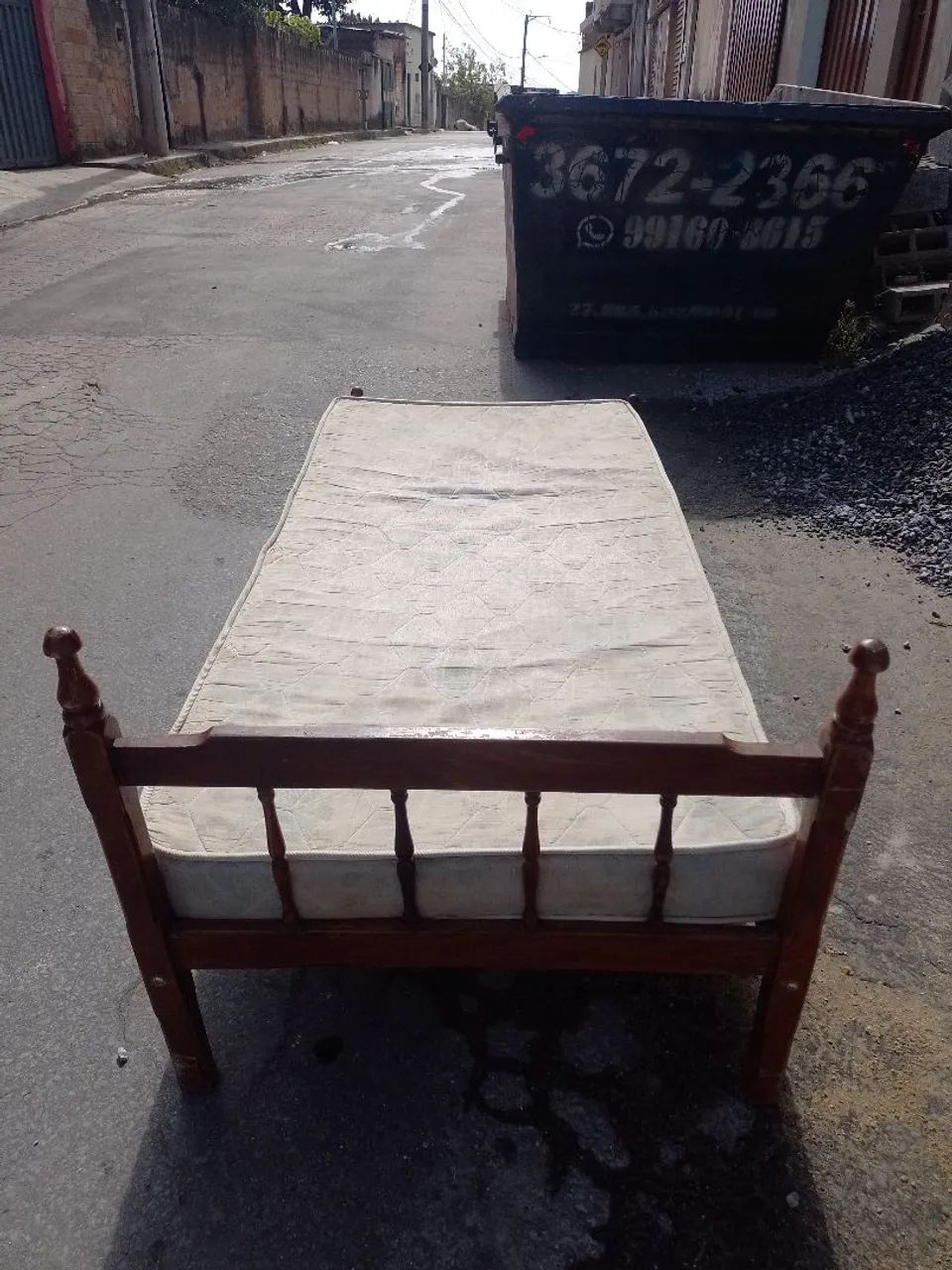 Cama de solteiro sucupira c colchão  - Foto 2