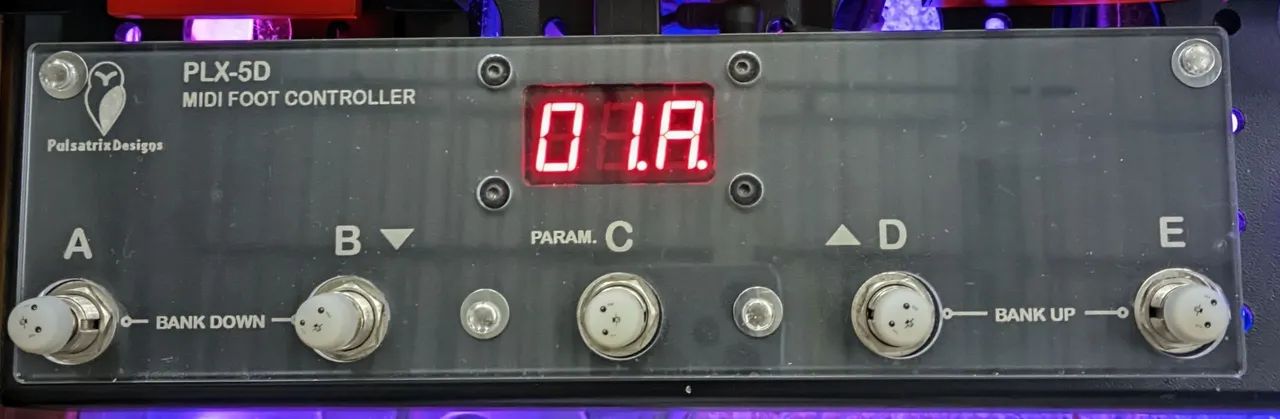 Controlador Midi plx-5D pulsatrix. Para qualquer pedaleira com conexão Midi.