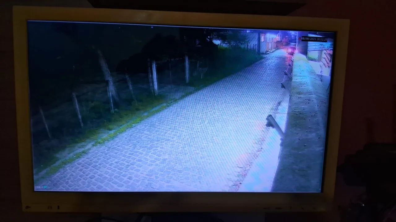 Monitor CCE perfeito estado de conservação e funcionamento  - Foto 4