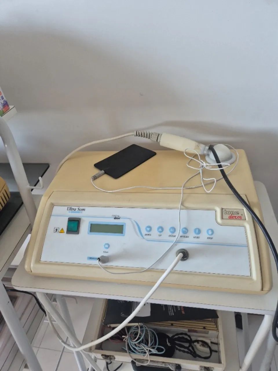 Equipamento de ultrassom estético