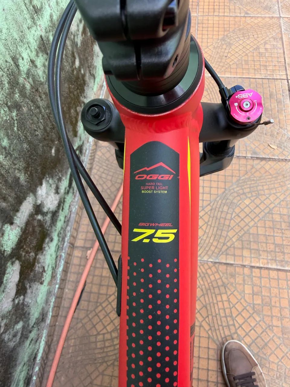 Bicicleta Oggi 7.5 