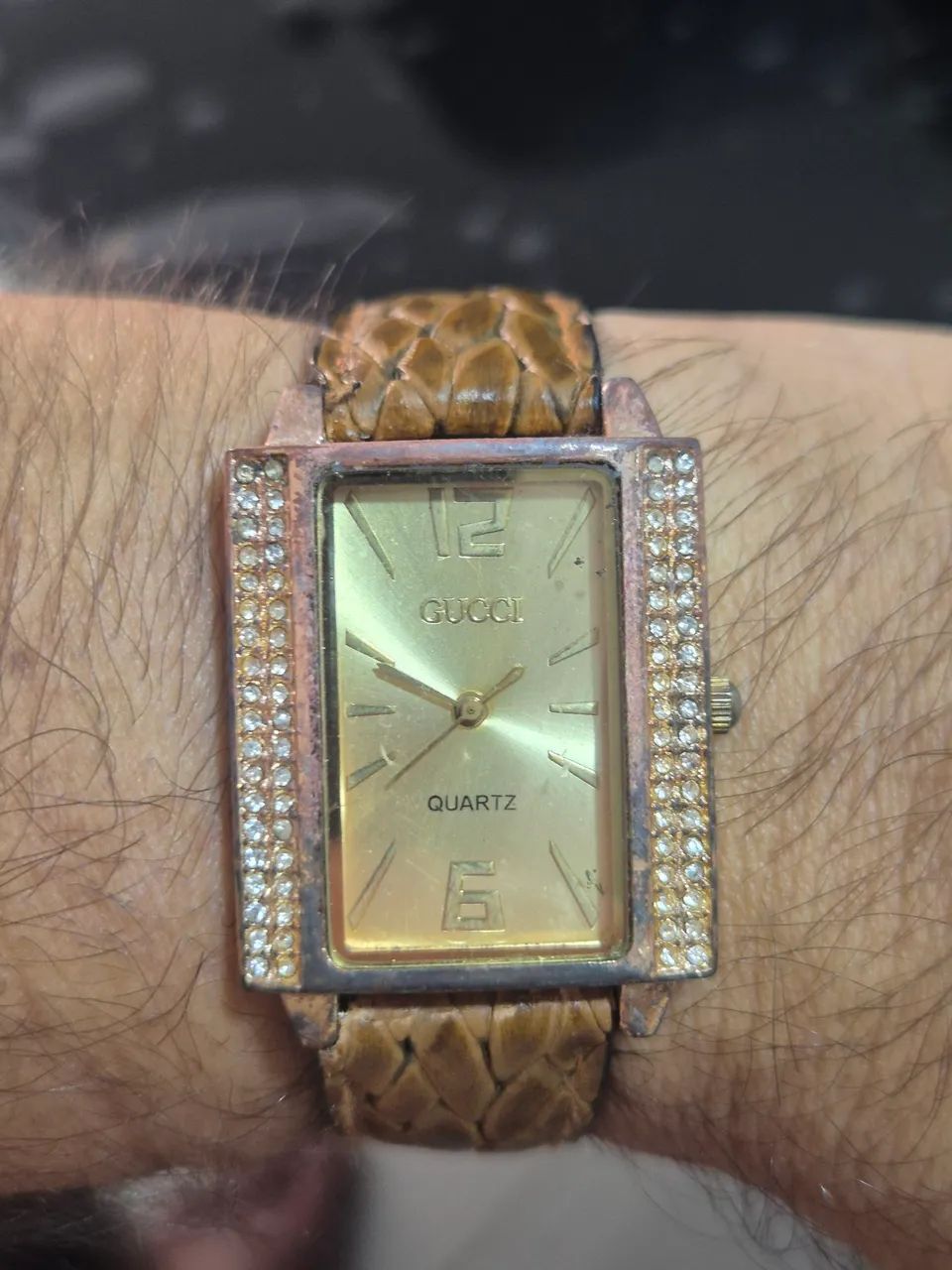 Relógio GUCCI VINTAGE À QUARTZ   -   FUNCIONAMENTO OK - Foto 3