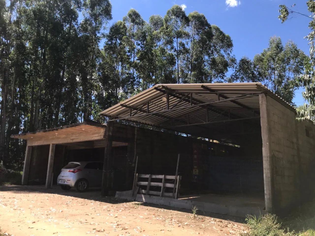 TERRENO CAMARGOS COM GARAGEM E GALPAO - Foto 4