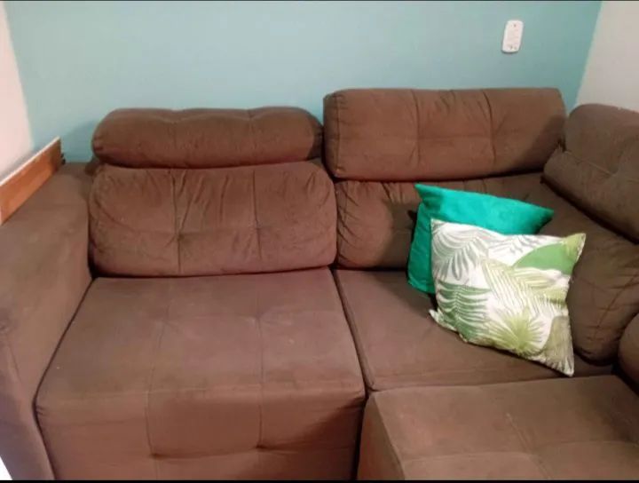 Vende se sofá retratio em bom estado .
