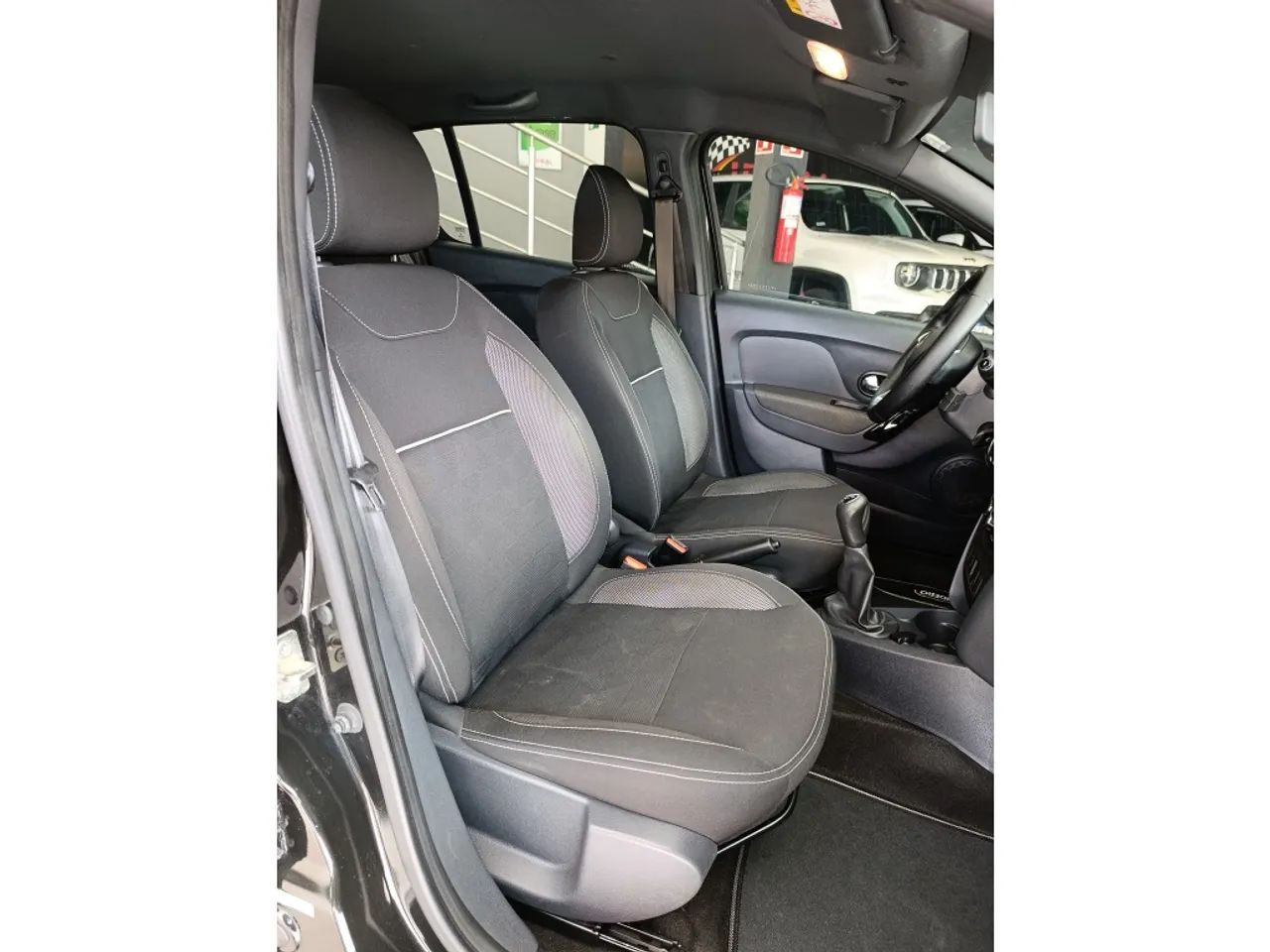 Renault Stepway Zen Flex 1.6 16V Mec. 2023 - Foto 3