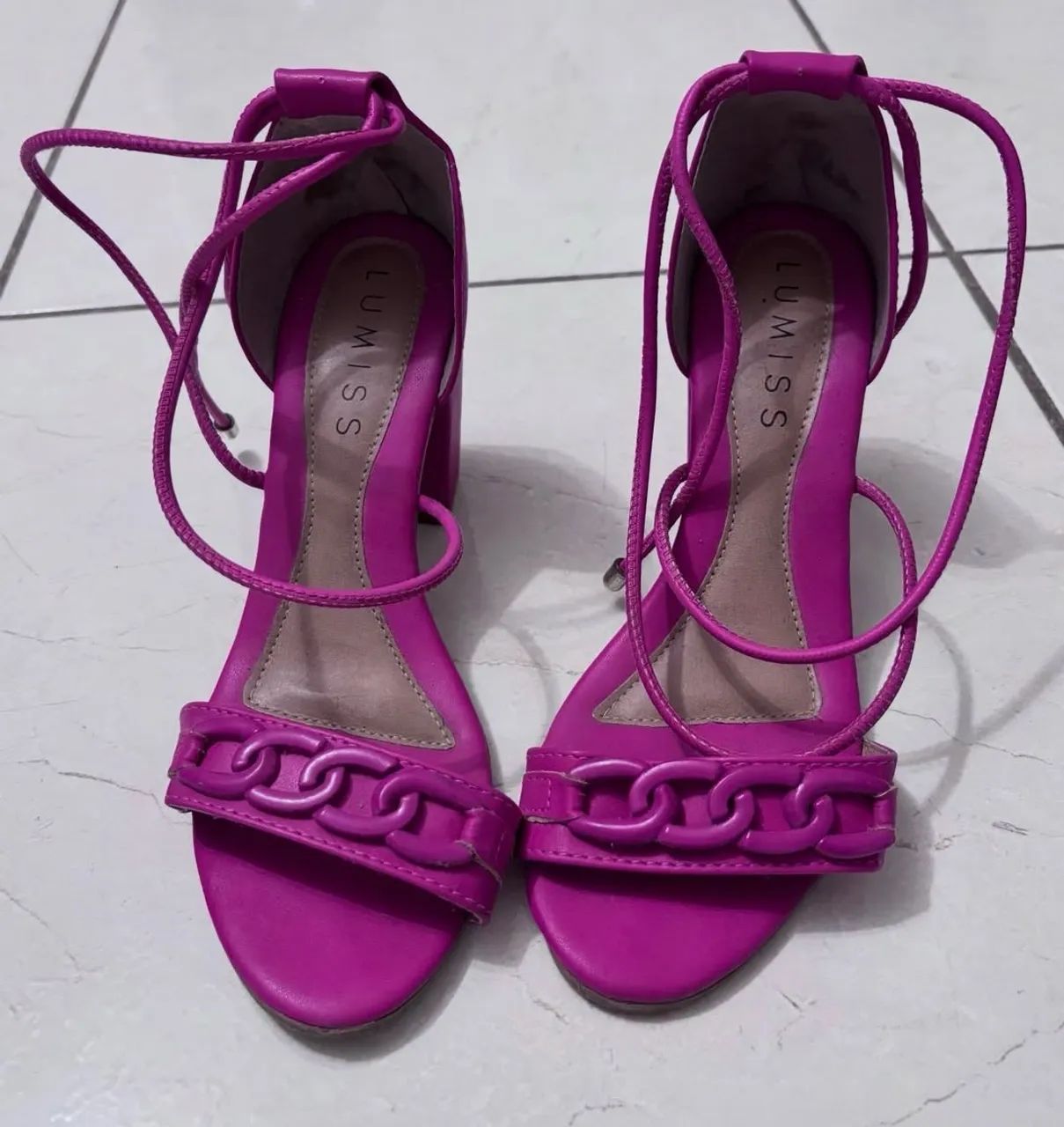 Saia envelope e sandália rosa Pink - Foto 3