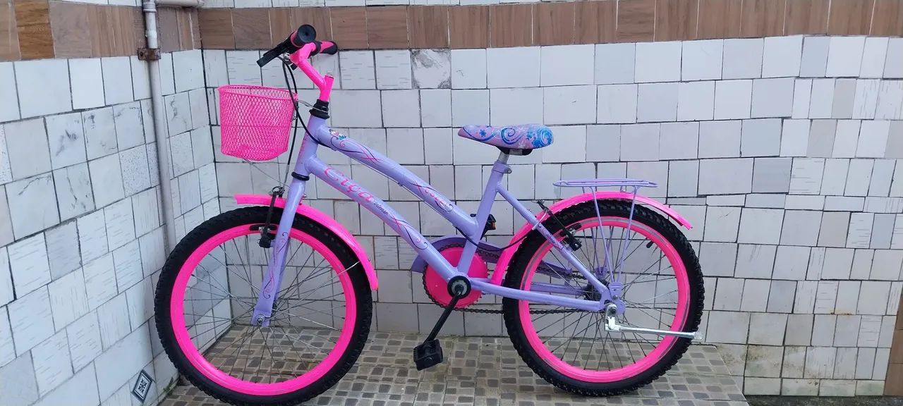 Bicicleta aro 20 Bagageiro semi nova - Foto 2