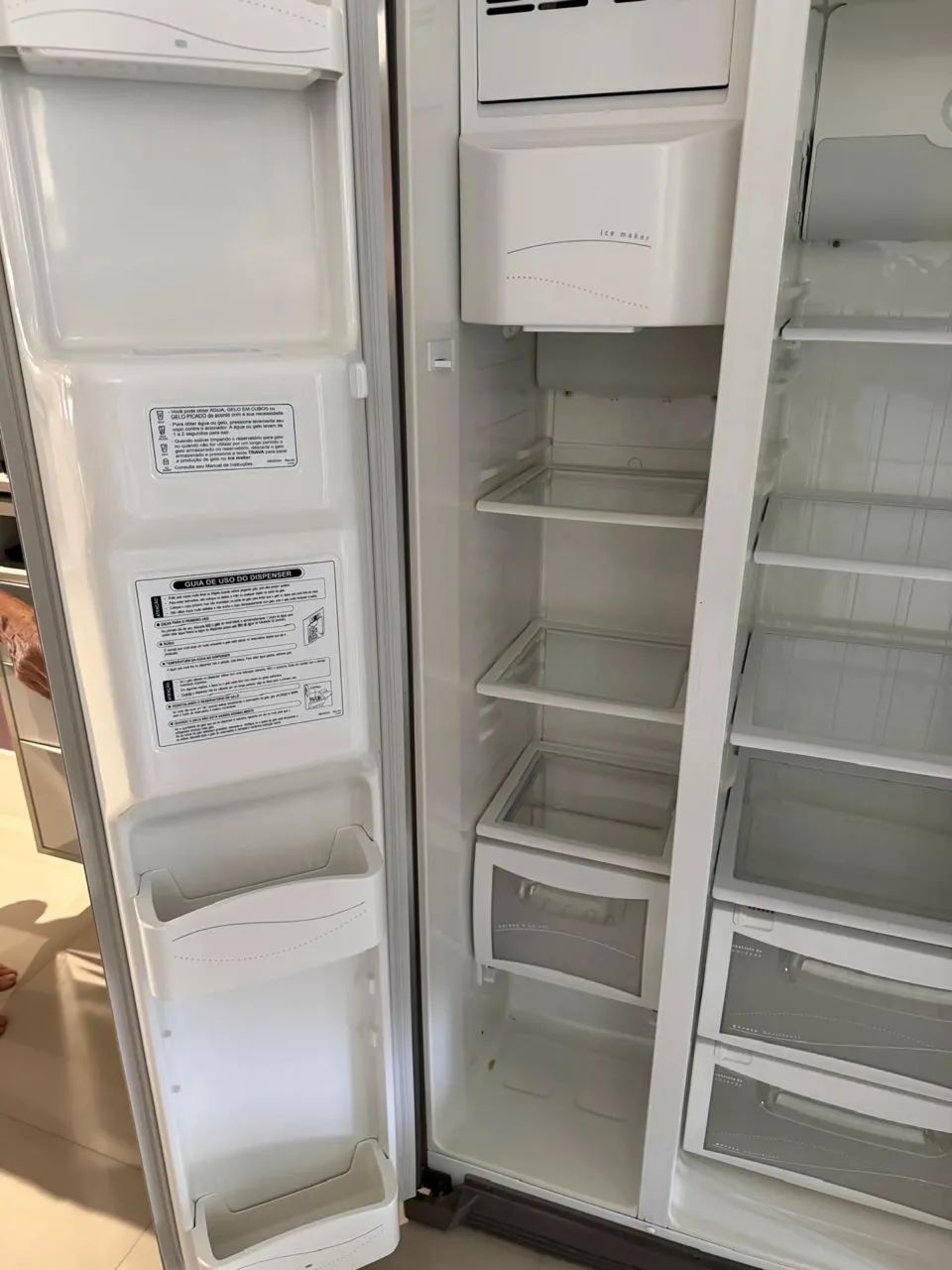 Vendo geladeira Eletrolux com defeito  - Foto 2
