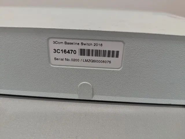Switch Baseline 3com 2016 3c16470b 16 Ports P/ Escritorio - Foto 4