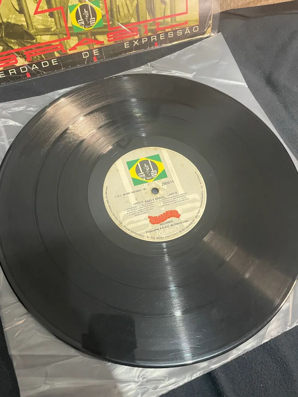 Vinil racionais raio x do brasil