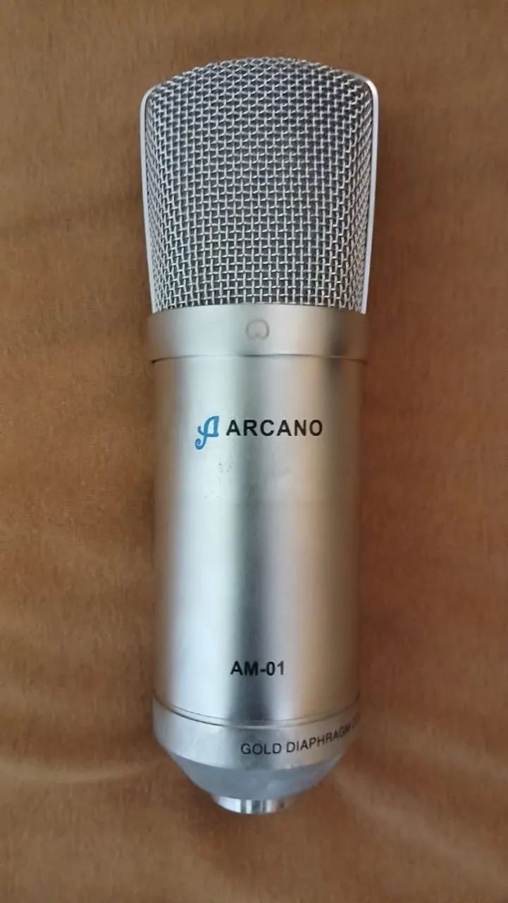 Microfone Condensador Arcano AM-01 