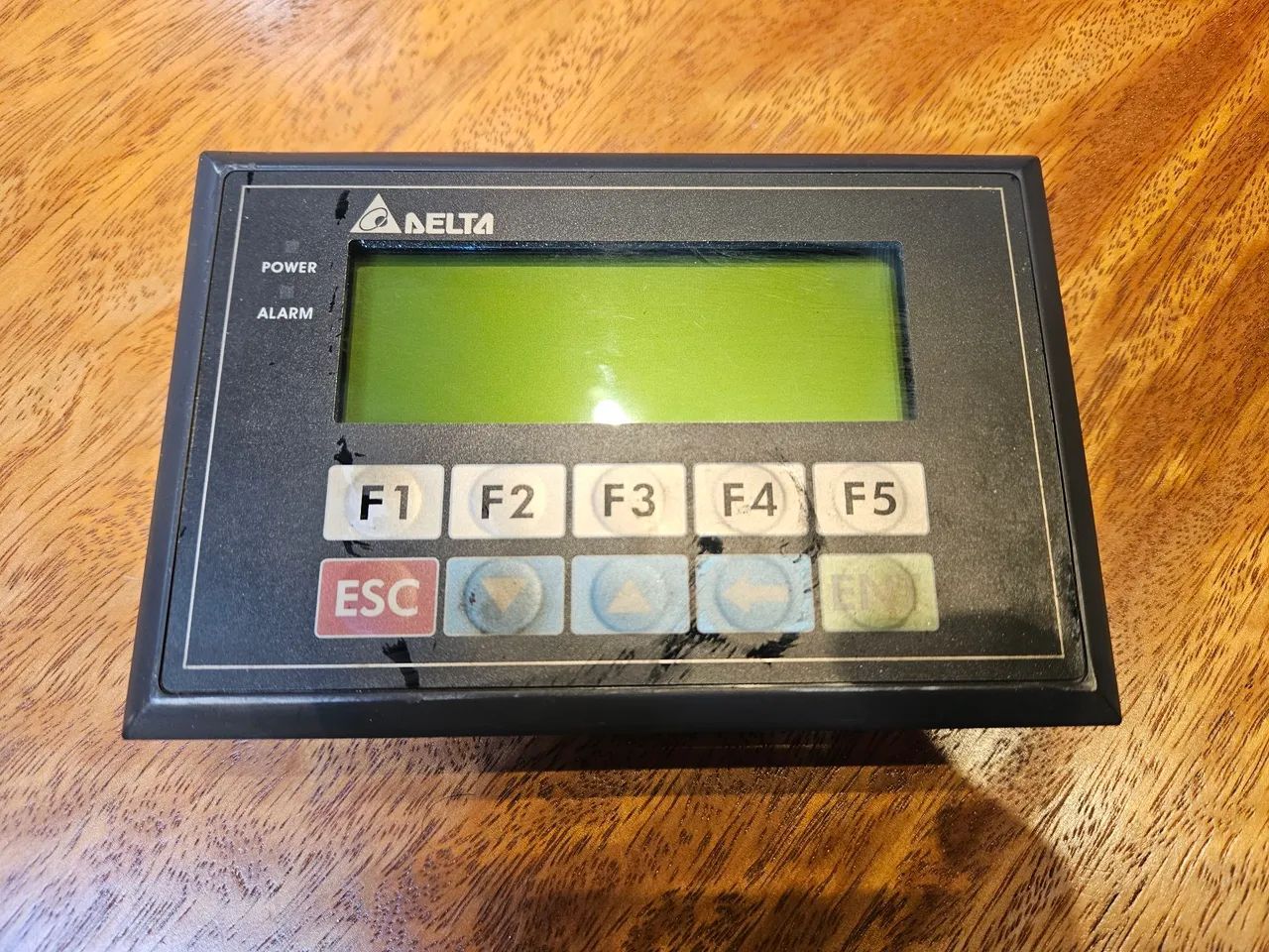 IHM Delta TP04G-AL2