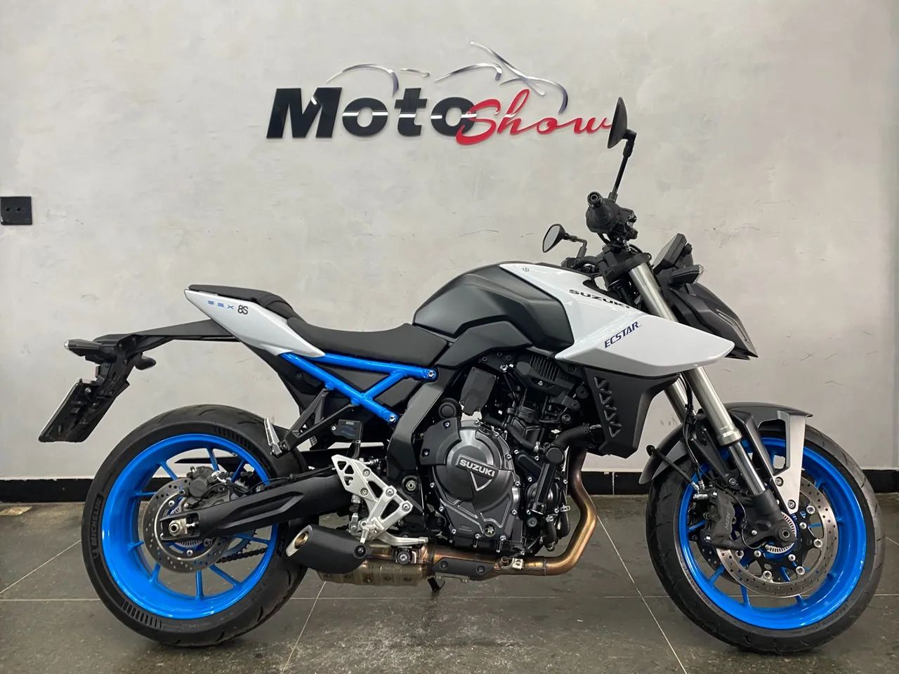Suzuki GSX-8S