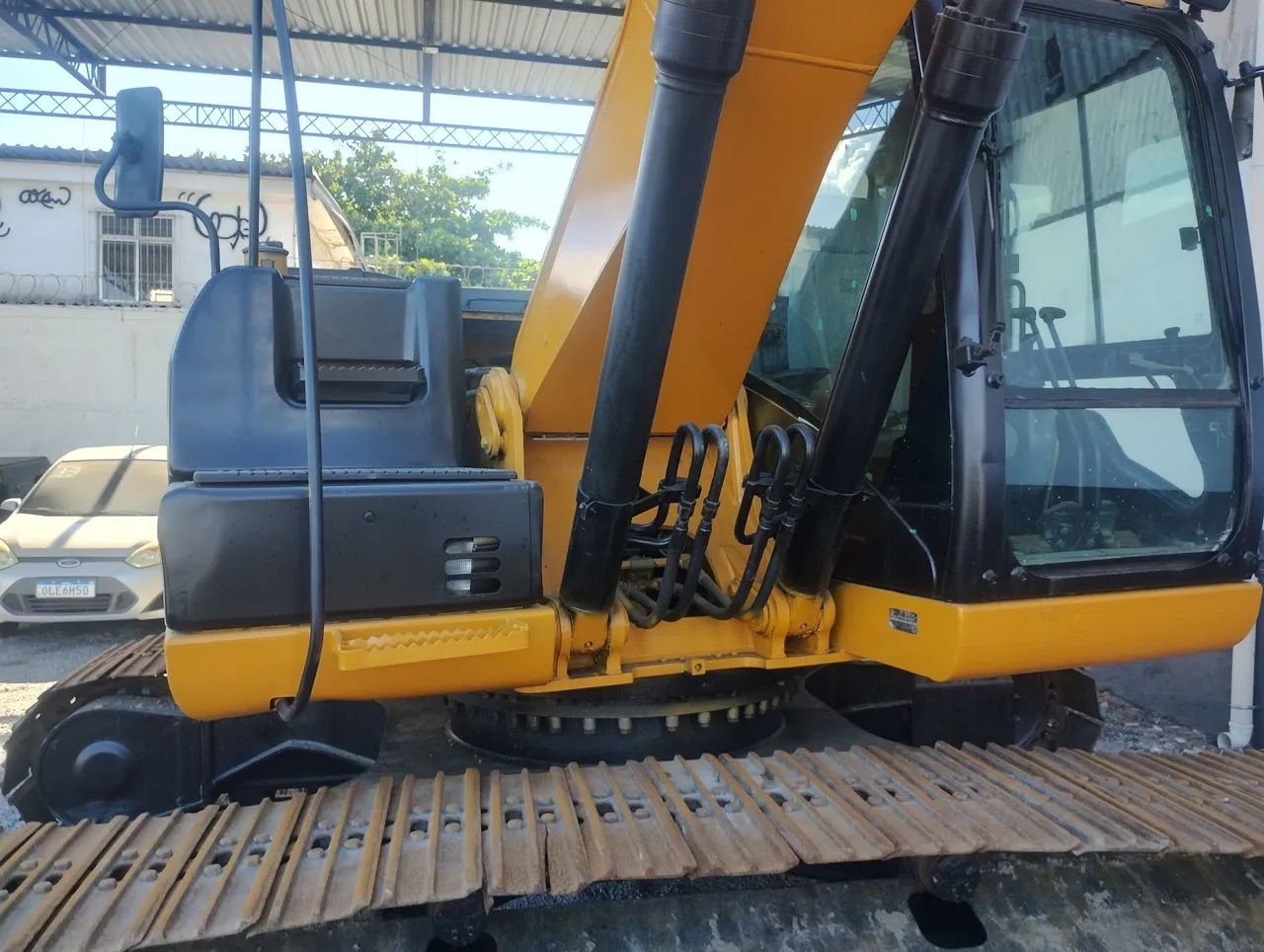 Caterpillar 320DL 2.014 - Foto 3