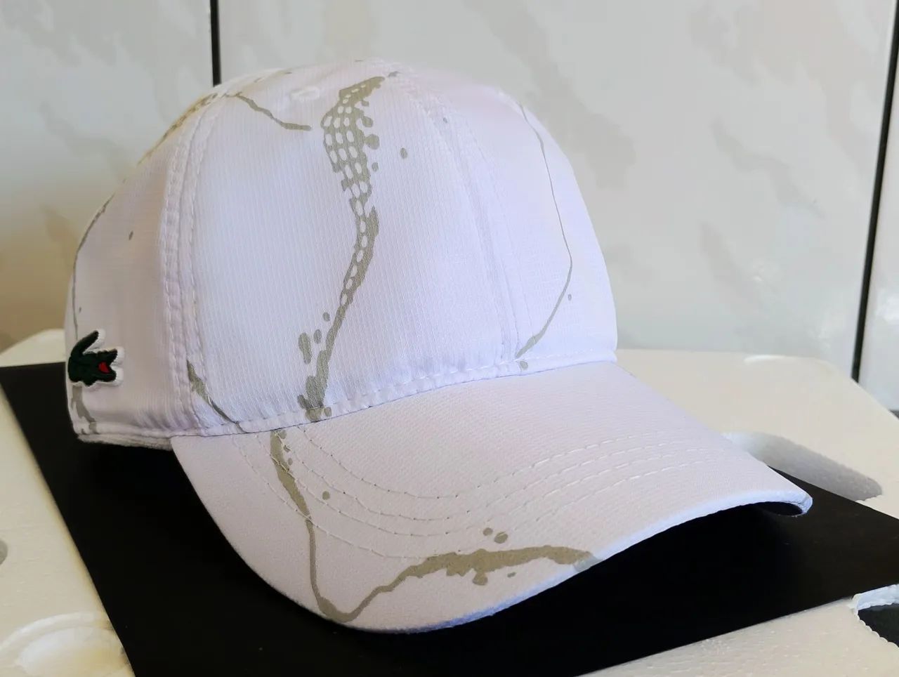 Boné Lacoste novo  - Foto 2