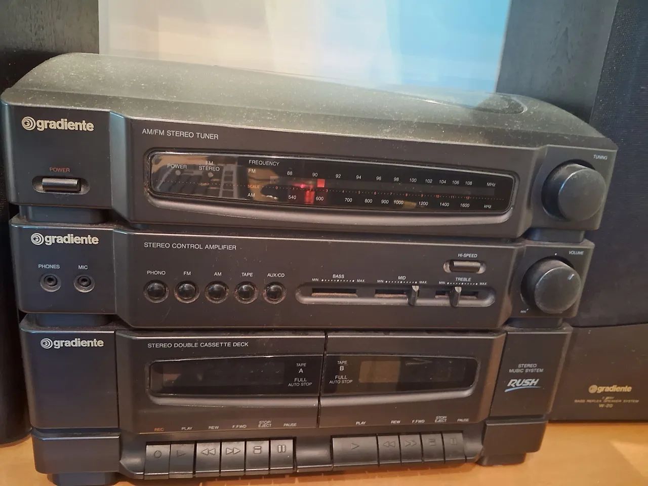 Vendo toca disco gradiente 3 em 1. - Foto 2