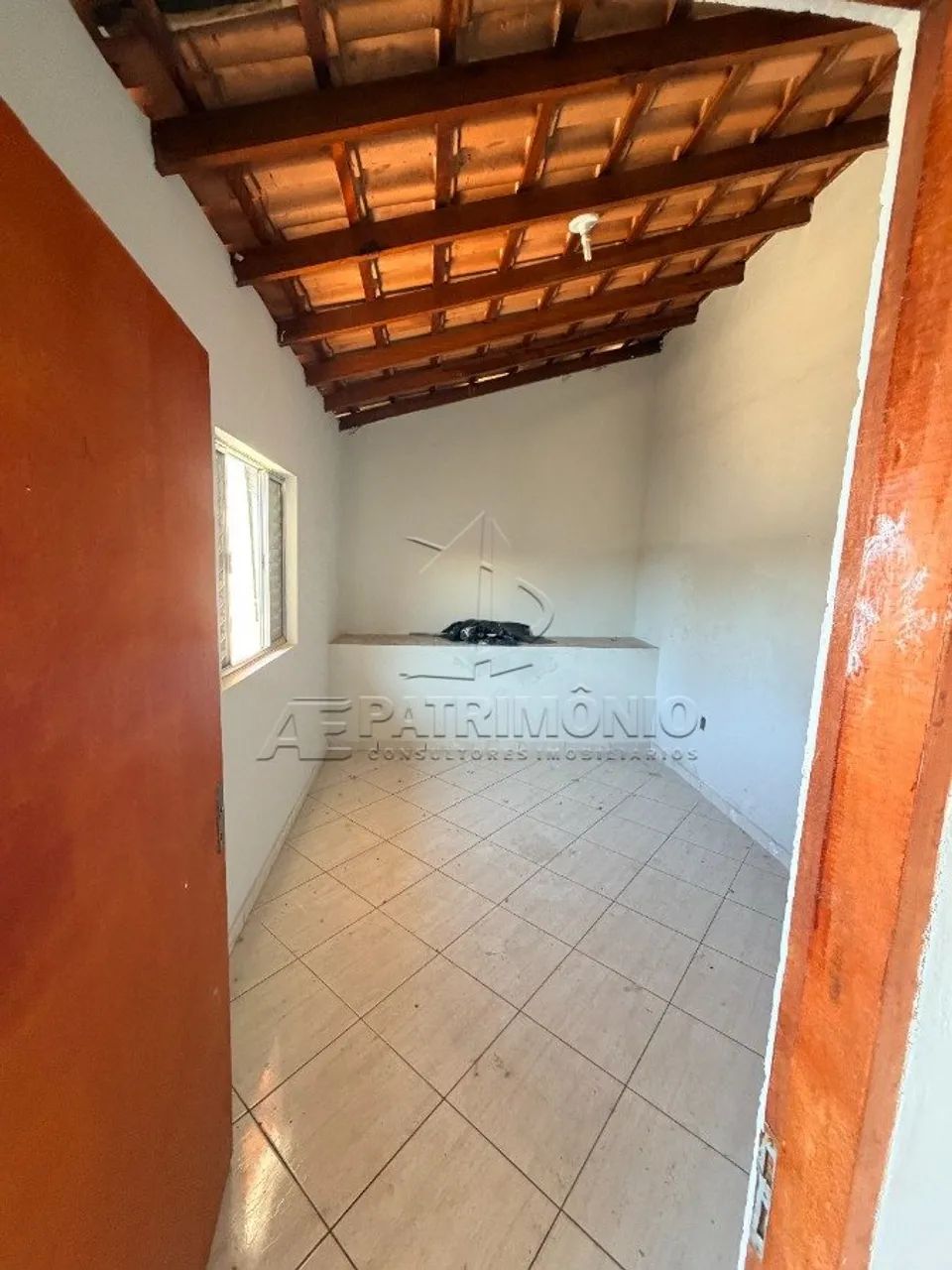 CASA TERREA COM 3 QUARTOS SENDO 1 SUITE - VILA HARO - Foto 4